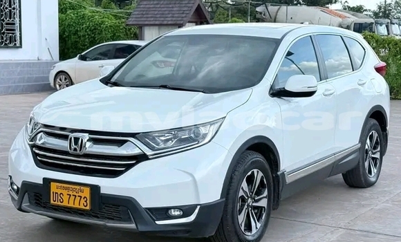 Buy Used Honda CR–V White Car in Vientiane in Vientiane Province Buy Used Honda CR–V White Car in Vientiane in Vientiane Province
