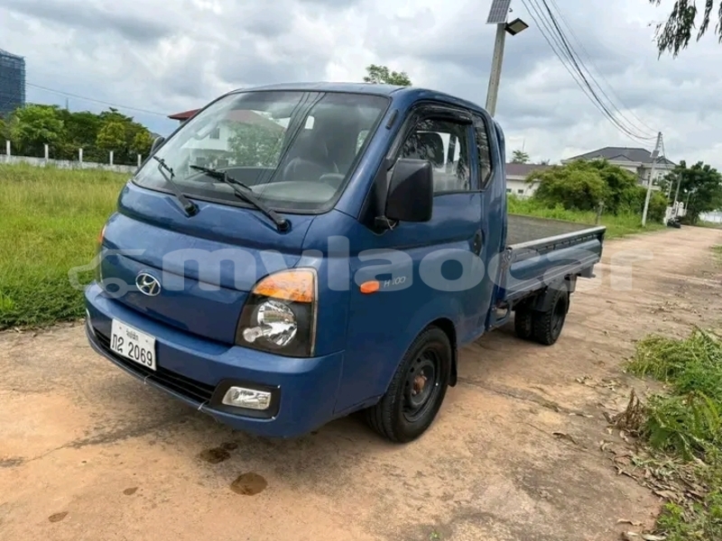 Big with watermark hyundai h1 xaignabouli province sainyabuli 6687