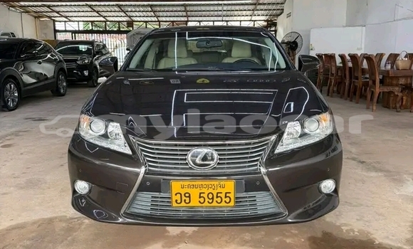 ຊື້ ໃຊ້ແລ້ວ Lexus RX 330 Black ລົດ ໃນ Attapeu ໃນ Attapeu Province ຊື້ ໃຊ້ແລ້ວ Lexus RX 330 Black ລົດ ໃນ Attapeu ໃນ Attapeu Province