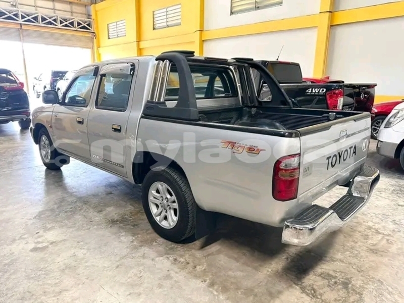 Big with watermark toyota hilux luang namtha province luang namtha 6704
