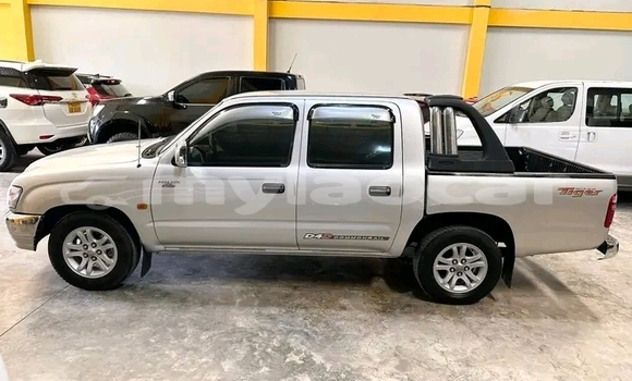 Buy Used Toyota Hilux Other Car in Luang Namtha in Luang Namtha Province Buy Used Toyota Hilux Other Car in Luang Namtha in Luang Namtha Province
