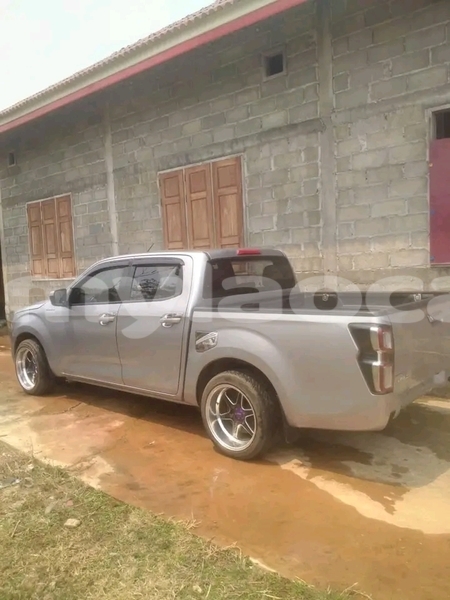 Big with watermark toyota hilux xekong province sekong 6705