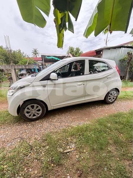 Big with watermark toyota vitz vientiane province vientiane 6713