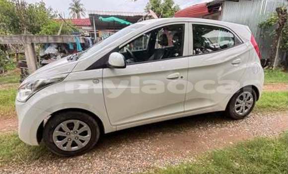 ຊື້ ໃຊ້ແລ້ວ Toyota Vitz Other ລົດ ໃນ Vientiane ໃນ Vientiane Province ຊື້ ໃຊ້ແລ້ວ Toyota Vitz Other ລົດ ໃນ Vientiane ໃນ Vientiane Province
