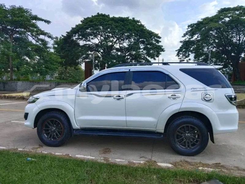 Big with watermark toyota prado khammouan province thakhek 6719