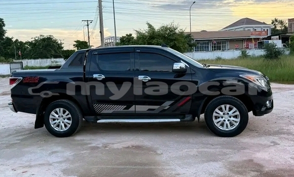ຊື້ ໃຊ້ແລ້ວ Toyota Hilux Surf Black ລົດ ໃນ Vientiane ໃນ Vientiane Province ຊື້ ໃຊ້ແລ້ວ Toyota Hilux Surf Black ລົດ ໃນ Vientiane ໃນ Vientiane Province