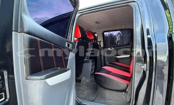 ຊື້ ໃຊ້ແລ້ວ Toyota Hilux Surf Black ລົດ ໃນ Vientiane ໃນ Vientiane Province ຊື້ ໃຊ້ແລ້ວ Toyota Hilux Surf Black ລົດ ໃນ Vientiane ໃນ Vientiane Province