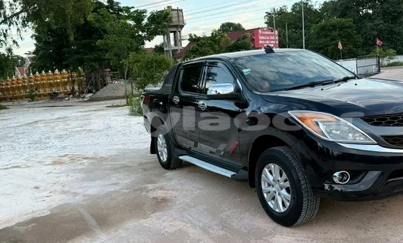 ຊື້ ໃຊ້ແລ້ວ Toyota Hilux Surf Black ລົດ ໃນ Vientiane ໃນ Vientiane Province ຊື້ ໃຊ້ແລ້ວ Toyota Hilux Surf Black ລົດ ໃນ Vientiane ໃນ Vientiane Province