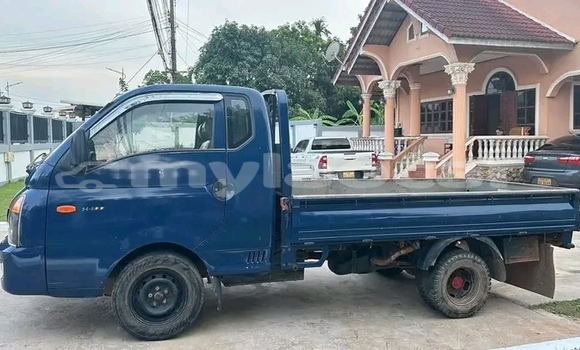 ຊື້ ໃຊ້ແລ້ວ Hyundai H1 Green ລົດ ໃນ Luang Prabang ໃນ Louangphabang Province ຊື້ ໃຊ້ແລ້ວ Hyundai H1 Green ລົດ ໃນ Luang Prabang ໃນ Louangphabang Province