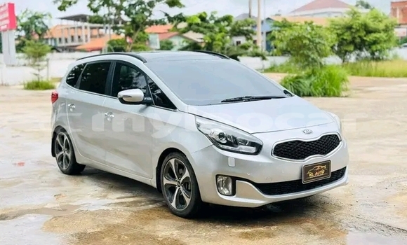 ຊື້ ໃຊ້ແລ້ວ Jeep Liberty (Patriot) White ລົດ ໃນ Thakhek ໃນ Khammouan Province ຊື້ ໃຊ້ແລ້ວ Jeep Liberty (Patriot) White ລົດ ໃນ Thakhek ໃນ Khammouan Province