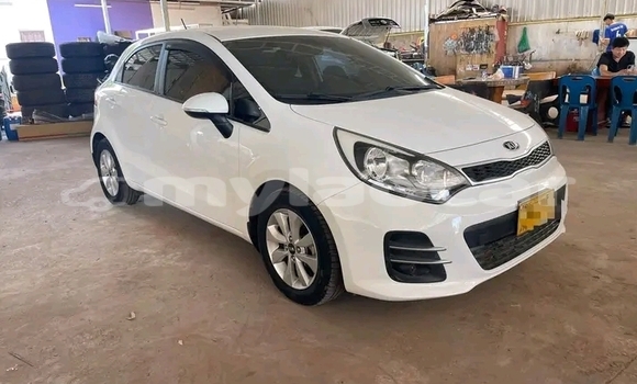 ຊື້ ໃຊ້ແລ້ວ Kia Picanto White ລົດ ໃນ Attapeu ໃນ Attapeu Province ຊື້ ໃຊ້ແລ້ວ Kia Picanto White ລົດ ໃນ Attapeu ໃນ Attapeu Province