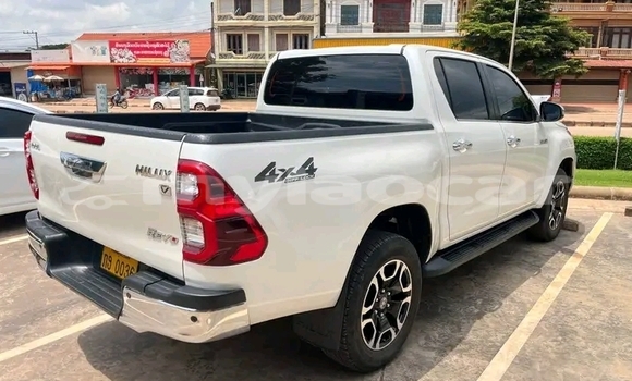 ຊື້ ໃຊ້ແລ້ວ Toyota Hilux White ລົດ ໃນ Thakhek ໃນ Khammouan Province ຊື້ ໃຊ້ແລ້ວ Toyota Hilux White ລົດ ໃນ Thakhek ໃນ Khammouan Province