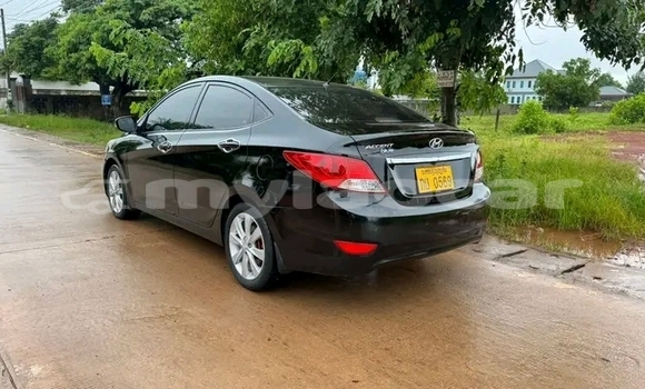 ຊື້ ໃຊ້ແລ້ວ Hyundai Accent Black ລົດ ໃນ Thakhek ໃນ Khammouan Province ຊື້ ໃຊ້ແລ້ວ Hyundai Accent Black ລົດ ໃນ Thakhek ໃນ Khammouan Province