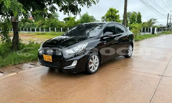 ຊື້ ໃຊ້ແລ້ວ Hyundai Accent Black ລົດ ໃນ Thakhek ໃນ Khammouan Province ຊື້ ໃຊ້ແລ້ວ Hyundai Accent Black ລົດ ໃນ Thakhek ໃນ Khammouan Province
