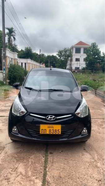 Big with watermark toyota vitz vientiane province vientiane 6733