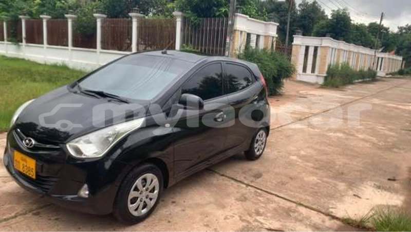 Big with watermark toyota vitz vientiane province vientiane 6733