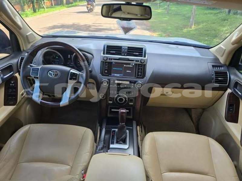 Big with watermark toyota prado vientiane province vientiane 6735