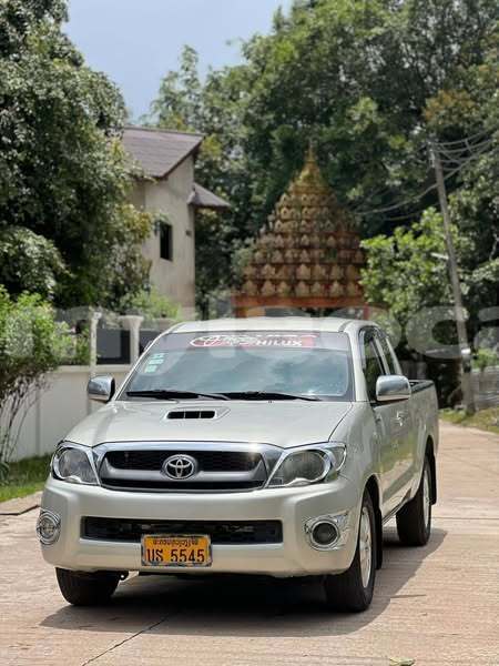 Big with watermark toyota vigo vientiane province vientiane 6737
