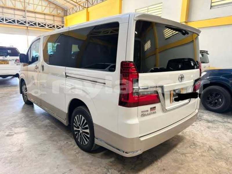 Big with watermark toyota granvia vientiane province vientiane 6746