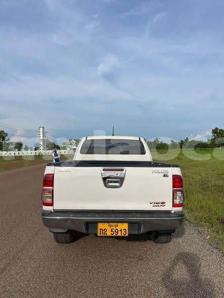 Big with watermark toyota vigo vientiane province vientiane 6748