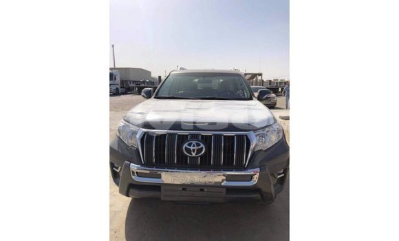 Acheter Import Voiture Toyota Prado Autre à Import - Dubai, Attapeu Province Acheter Import Voiture Toyota Prado Autre à Import - Dubai, Attapeu Province