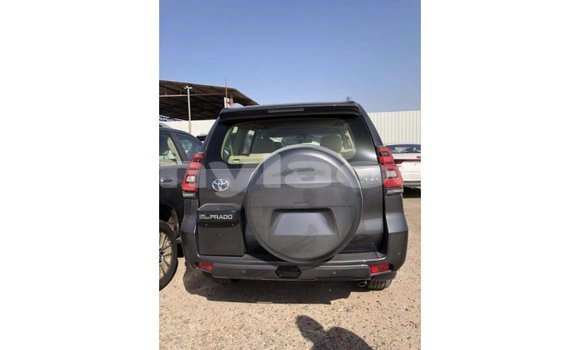 Acheter Import Voiture Toyota Prado Autre à Import - Dubai, Attapeu Province Acheter Import Voiture Toyota Prado Autre à Import - Dubai, Attapeu Province