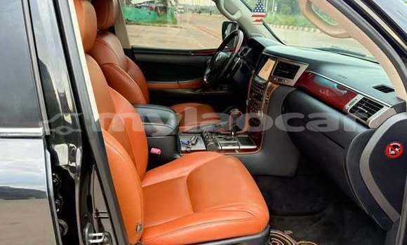 Buy Used Lexus LX 570 Other Car in Vientiane in Vientiane Province Buy Used Lexus LX 570 Other Car in Vientiane in Vientiane Province