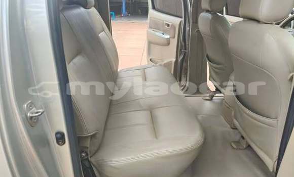 Buy Used Toyota Hilux Other Car in Vientiane in Vientiane Province Buy Used Toyota Hilux Other Car in Vientiane in Vientiane Province