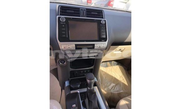 Acheter Import Voiture Toyota Prado Autre à Import - Dubai, Attapeu Province Acheter Import Voiture Toyota Prado Autre à Import - Dubai, Attapeu Province