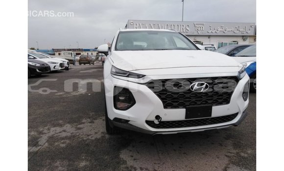 Buy Import Hyundai Santa Fe White Car in Import - Dubai in Attapeu Province Buy Import Hyundai Santa Fe White Car in Import - Dubai in Attapeu Province