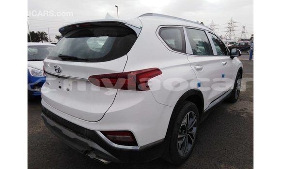 Buy Import Hyundai Santa Fe White Car in Import - Dubai in Attapeu Province Buy Import Hyundai Santa Fe White Car in Import - Dubai in Attapeu Province