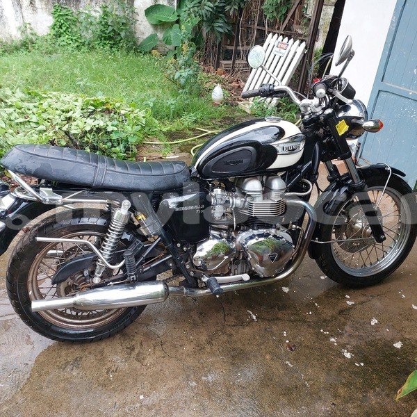 Big with watermark triumph bonneville t 100 vientiane province vientiane 6938