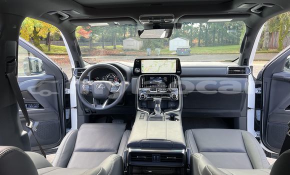 Buy Used Lexus LX White Car in Ban Nahin in Oudômxai Province Buy Used Lexus LX White Car in Ban Nahin in Oudômxai Province