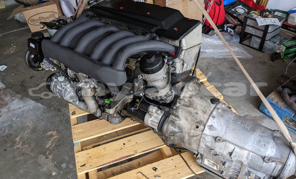 Acheter Mercedes-Benz E-Class à Vientiane, Vientiane Province Acheter Mercedes-Benz E-Class à Vientiane, Vientiane Province