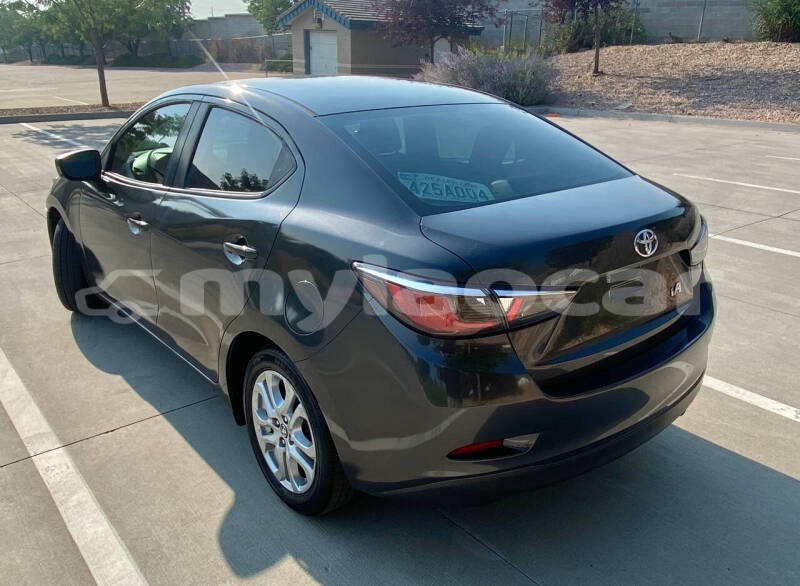 Big with watermark toyota yaris vientiane province vientiane 6966