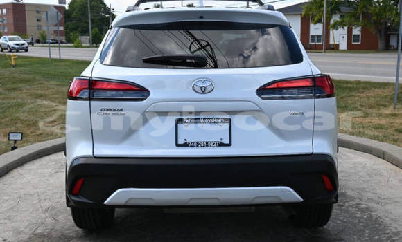Acheter Occasion Voiture Toyota Corolla Cross Blanc à Vientiane, Vientiane Province Acheter Occasion Voiture Toyota Corolla Cross Blanc à Vientiane, Vientiane Province