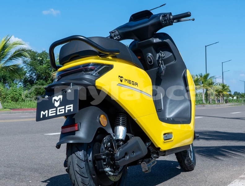 Big with watermark honda evo6 vientiane province vientiane 6969