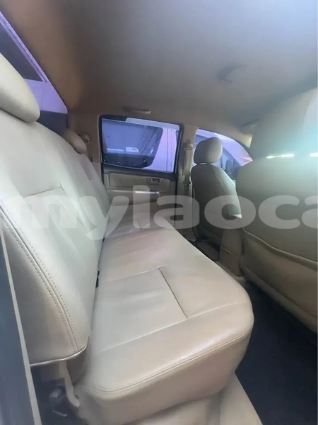 Big with watermark toyota hiluxe vigo vientiane province vientiane 6973