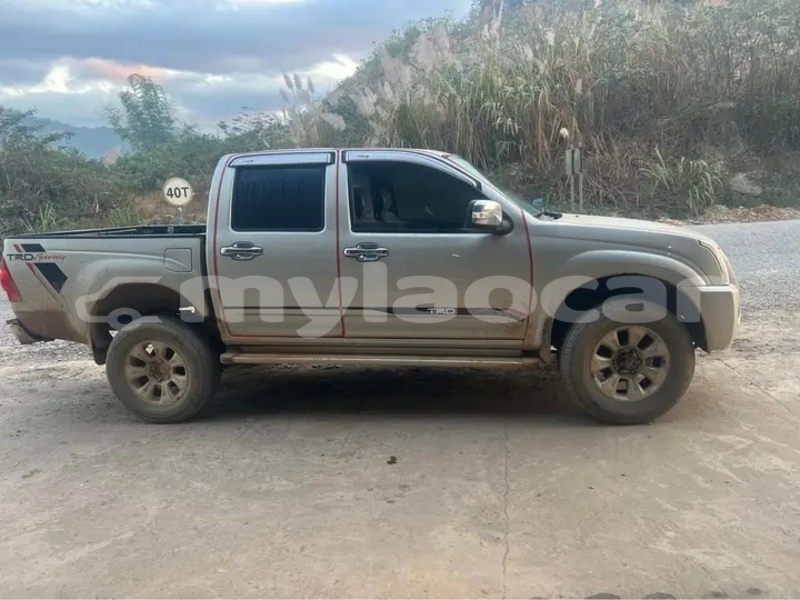 Big with watermark toyota highlander vientiane province vientiane 6979