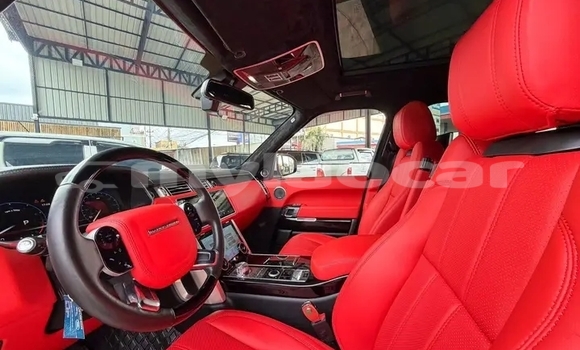 Buy Used Range Rover Range Rover White Car in Vientiane in Vientiane Province Buy Used Range Rover Range Rover White Car in Vientiane in Vientiane Province