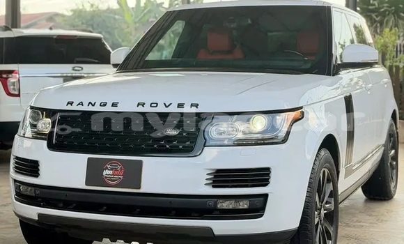 Buy Used Range Rover Range Rover White Car in Vientiane in Vientiane Province Buy Used Range Rover Range Rover White Car in Vientiane in Vientiane Province