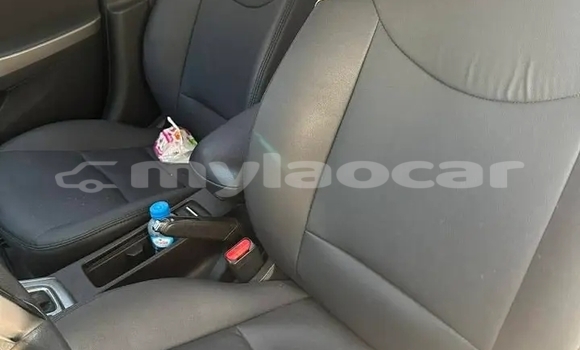 Buy Used Toyota Camry White Car in Vientiane in Vientiane Province Buy Used Toyota Camry White Car in Vientiane in Vientiane Province