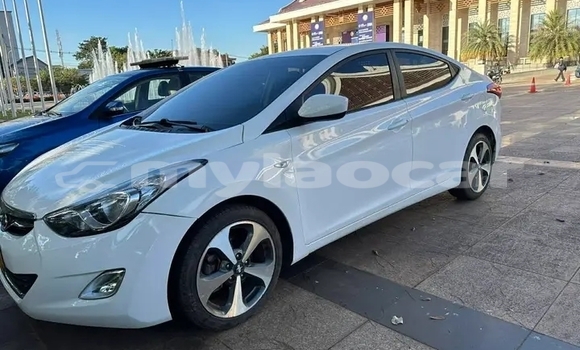 Buy Used Toyota Camry White Car in Vientiane in Vientiane Province Buy Used Toyota Camry White Car in Vientiane in Vientiane Province