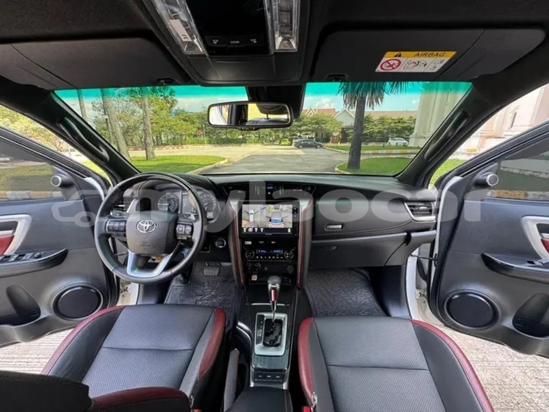 Big with watermark toyota fortuner xaignabouli province sainyabuli 6984