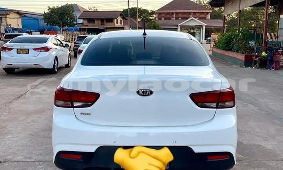 Buy Used Kia Rio White Car in Vientiane in Vientiane Province Buy Used Kia Rio White Car in Vientiane in Vientiane Province