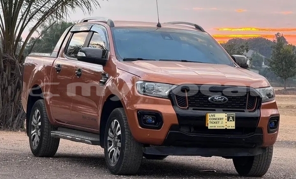 Buy Used Toyota Hilux Other Car in Vientiane in Vientiane Province Buy Used Toyota Hilux Other Car in Vientiane in Vientiane Province