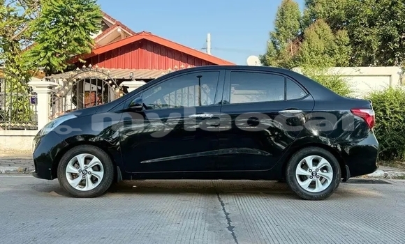 Buy Used Hyundai Grand Starex Black Car in Luang Namtha in Luang Namtha Province Buy Used Hyundai Grand Starex Black Car in Luang Namtha in Luang Namtha Province
