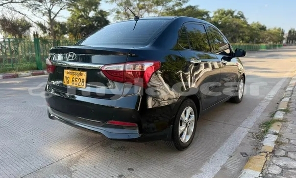 Buy Used Hyundai Grand Starex Black Car in Luang Namtha in Luang Namtha Province Buy Used Hyundai Grand Starex Black Car in Luang Namtha in Luang Namtha Province