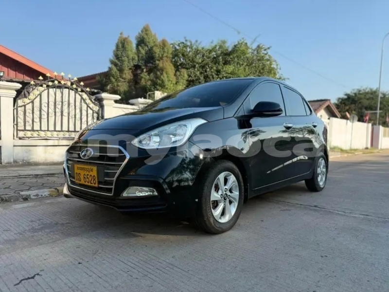 Big with watermark hyundai grand starex luang namtha province luang namtha 6992