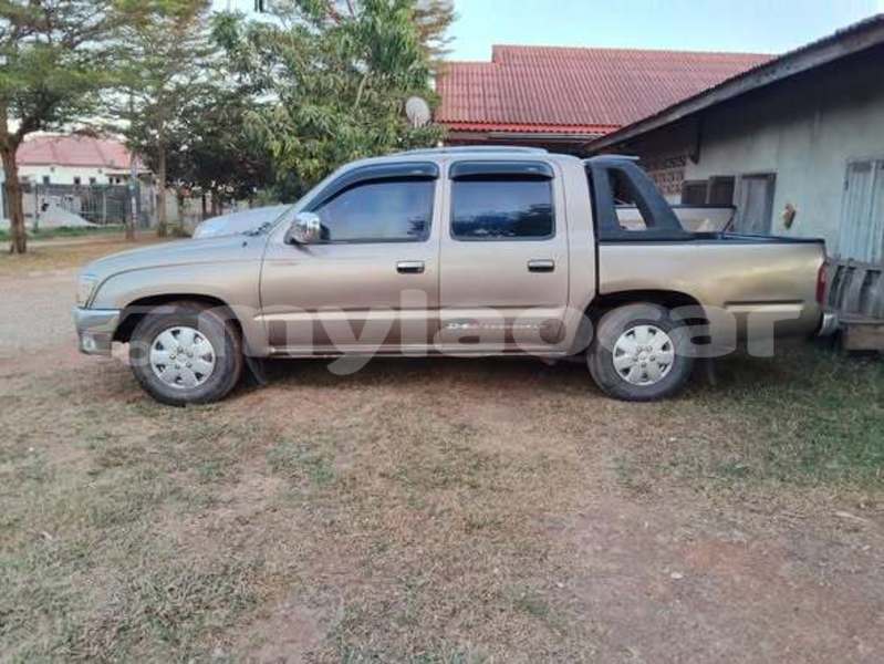 Big with watermark toyota alphard vientiane province vientiane 6996